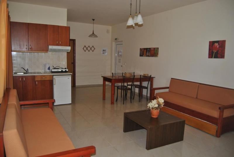 ホテル Dimitra & Evdokia