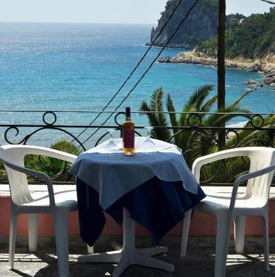 호텔 Elena Ermones