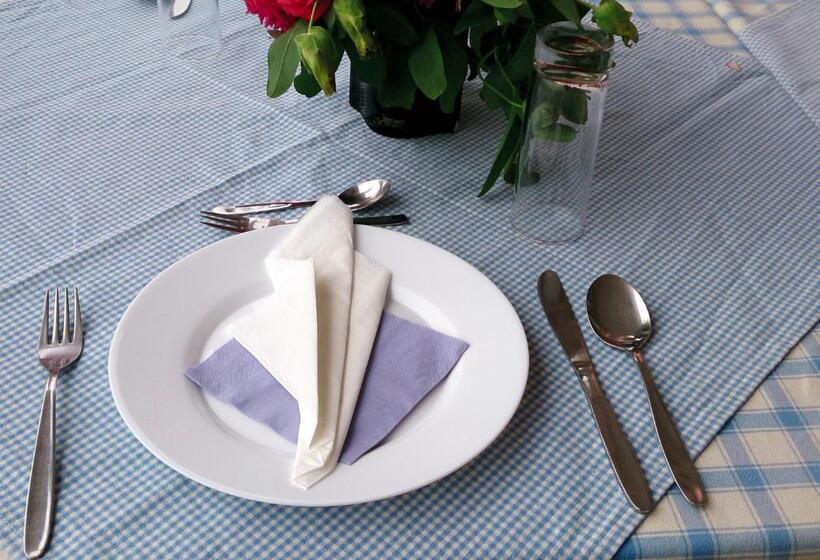 호텔 Elena Ermones