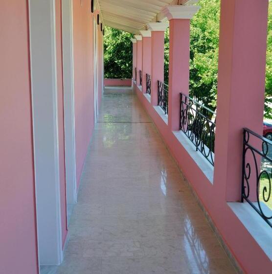 호텔 Elena Ermones