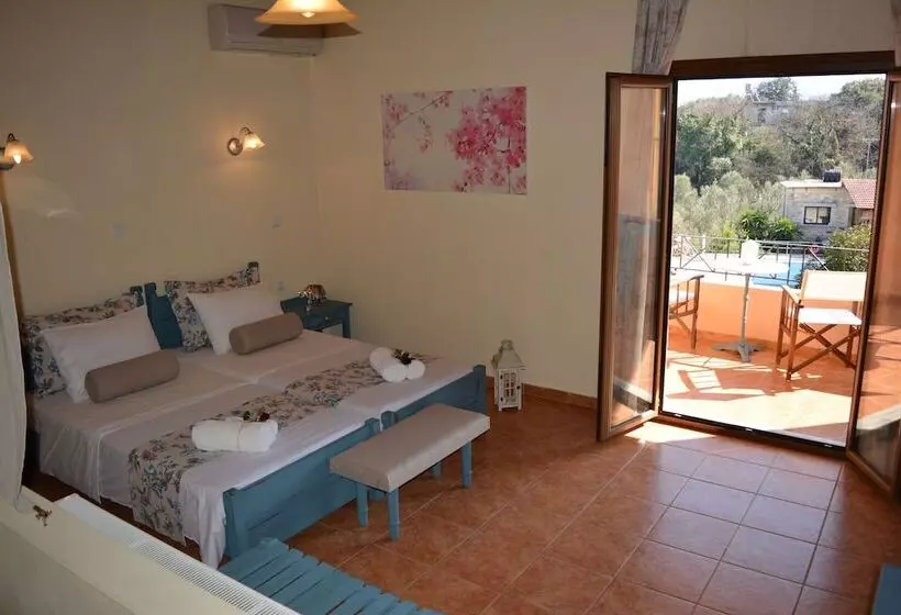 ホテル Elianthos Villas