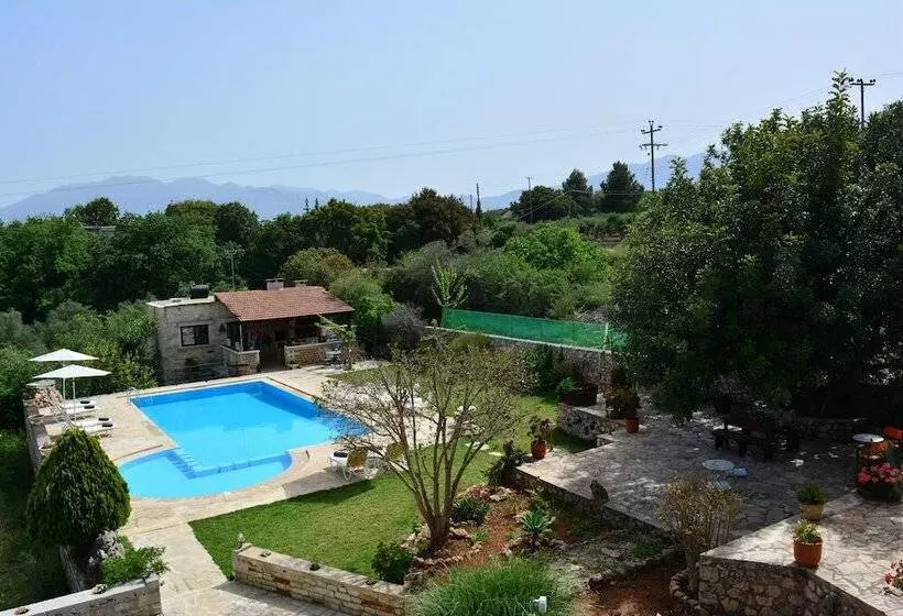 ホテル Elianthos Villas