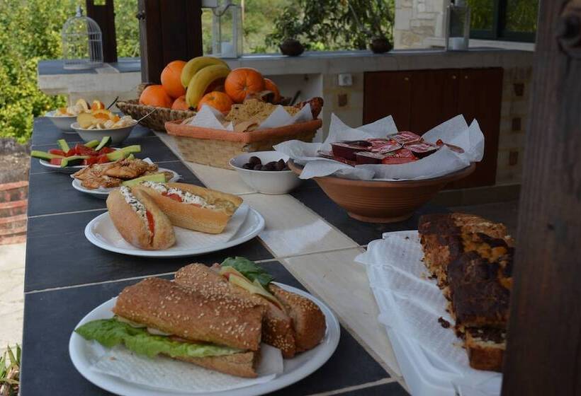 Hotel Elianthos Villas