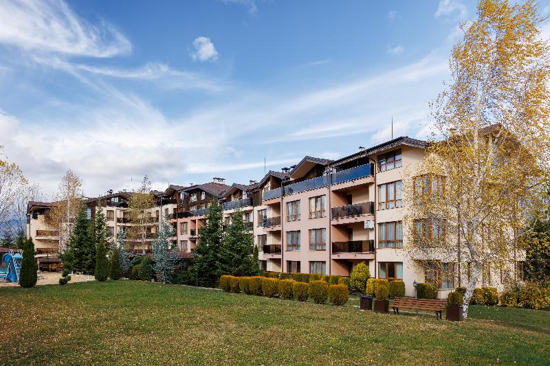 Smartr Green Wood Hotel & Spa