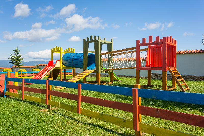 Smartr Green Wood Hotel & Spa