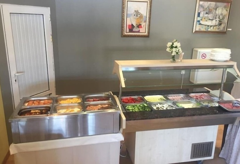 בית מלון כפרי Helios