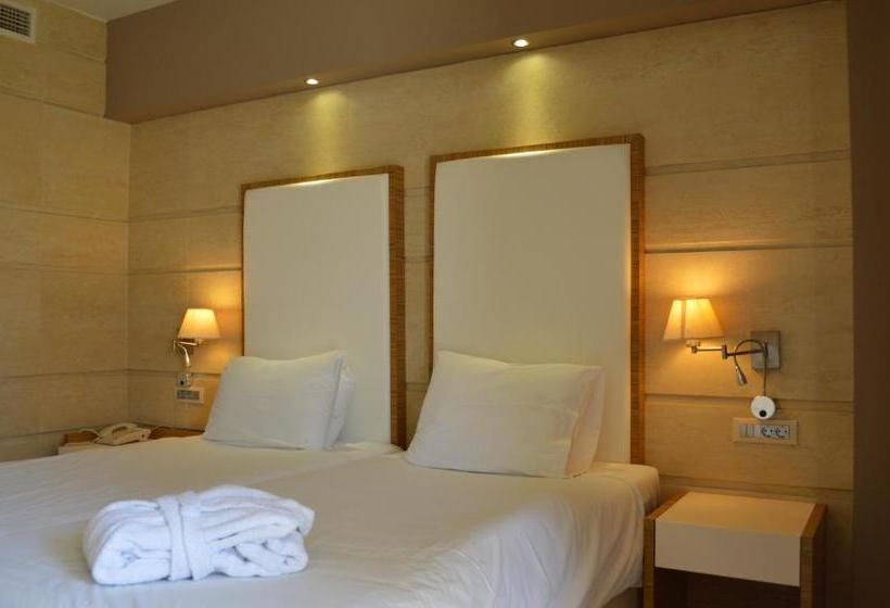 فندق Mythos Beach