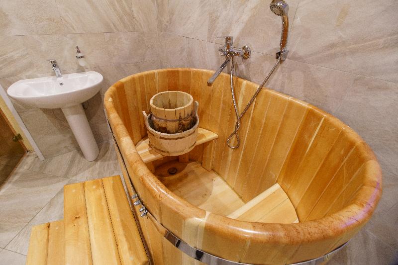 ホテル Romanov Les