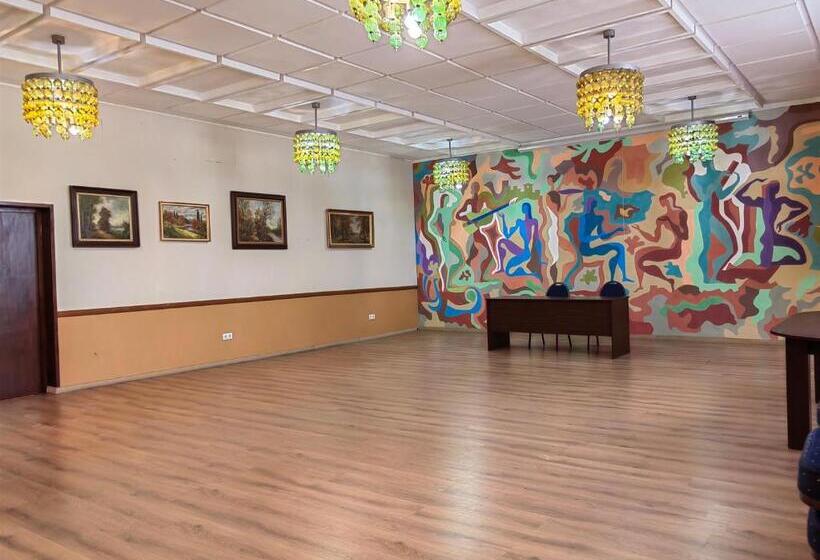 בית מלון כפרי Rovno