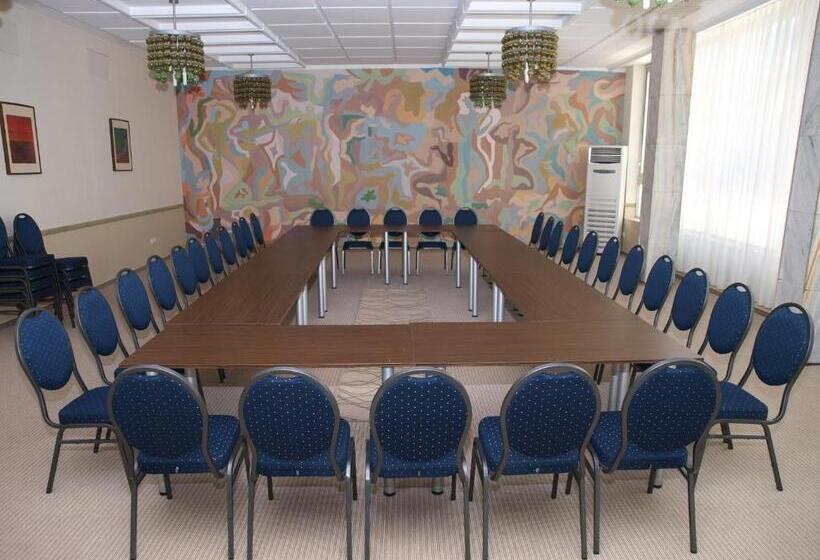 בית מלון כפרי Rovno