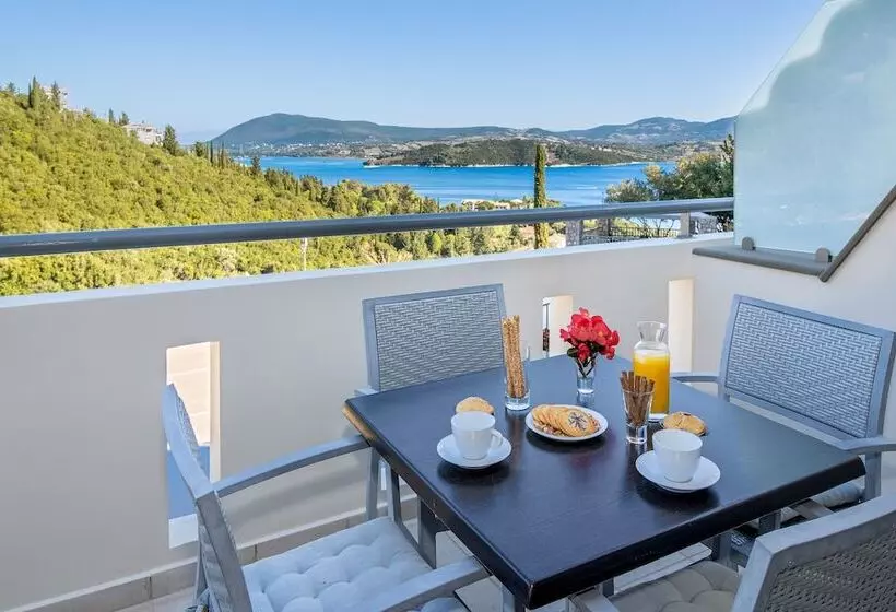 Hotelli Thealos Village