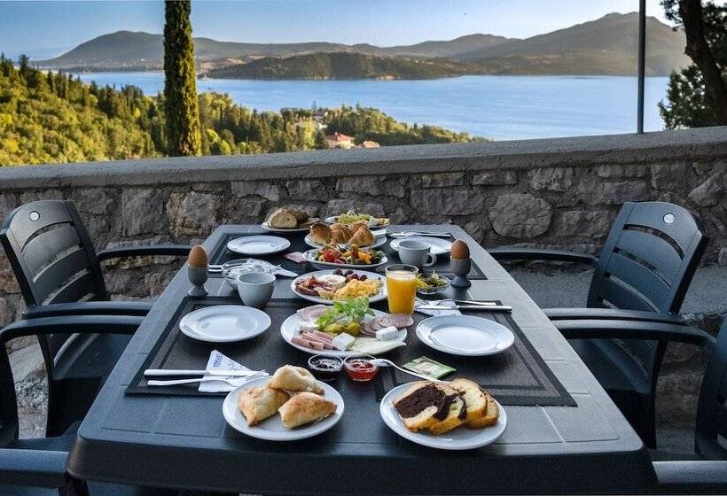 בית מלון כפרי Thealos Village