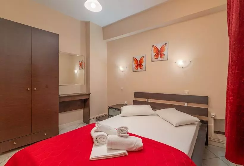 هتل Villa Flisvos