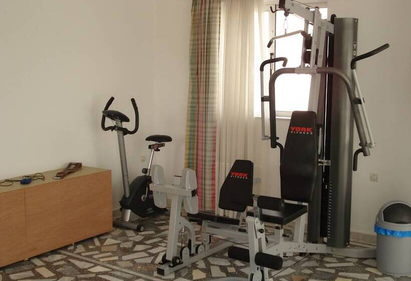 Michalis Studios & Apartments