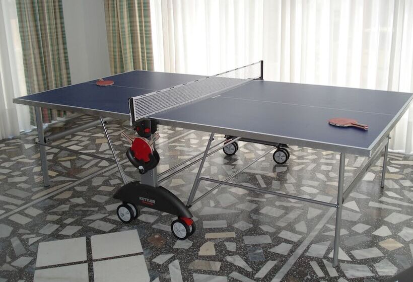 Michalis Studios & Apartments