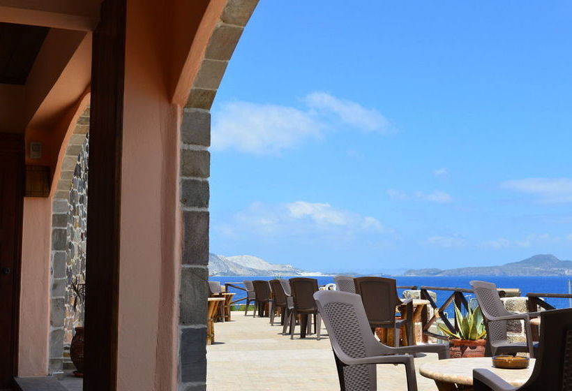 بنسيون Romantzo