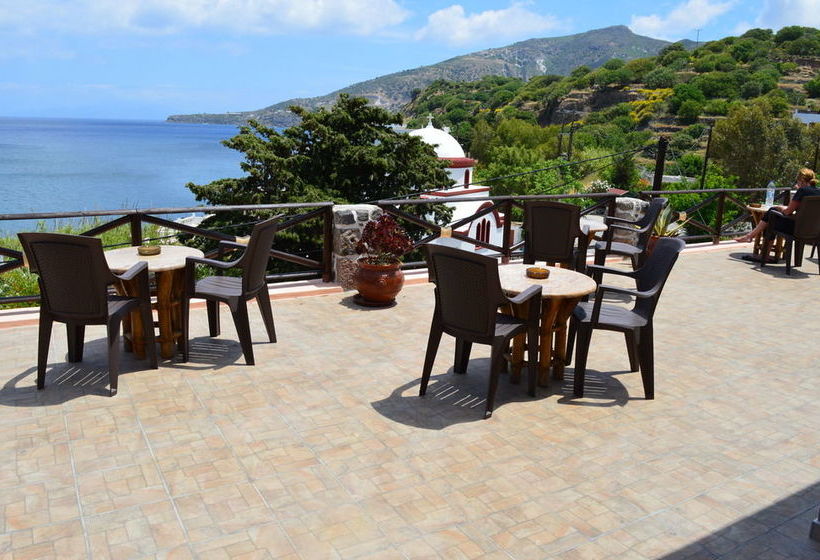 بنسيون Romantzo