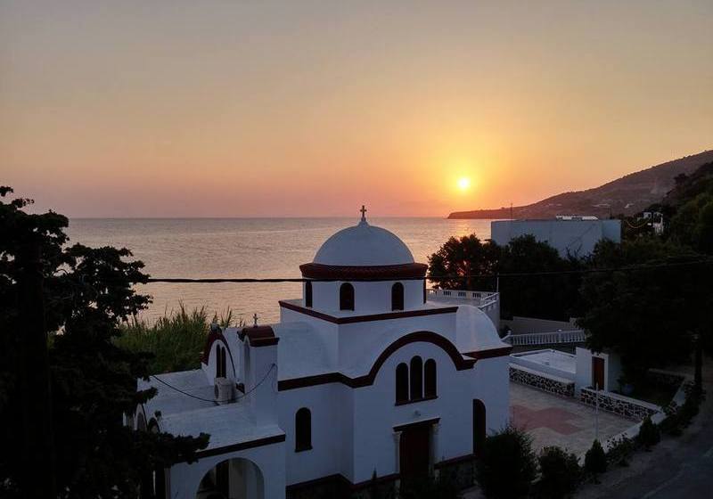 بنسيون Romantzo