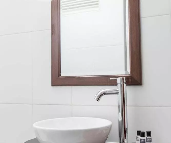 El Puente Hotel Boutique