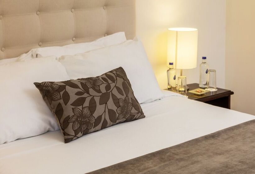 El Puente Hotel Boutique