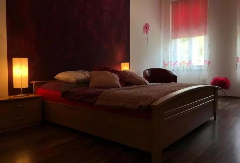 هتل Apartmany Galeta