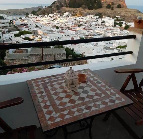 فندق Chrysa Studios Lindos