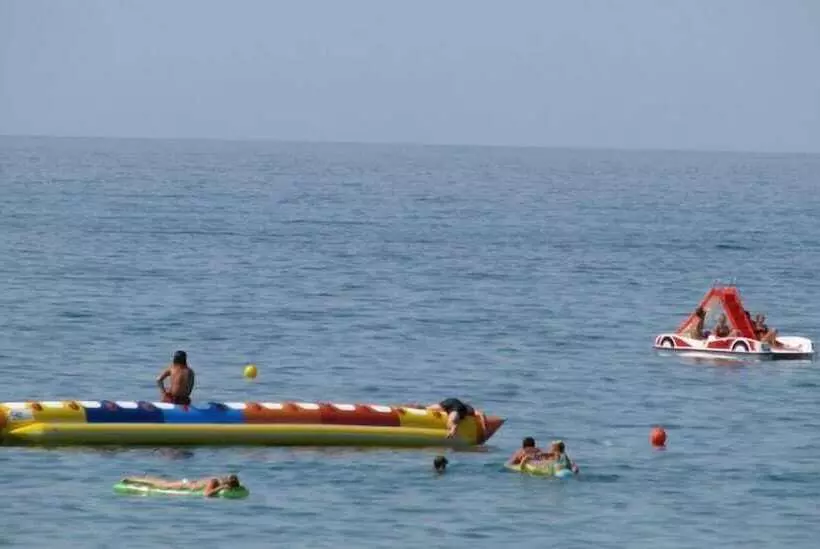 Hôtel Eleni Beach