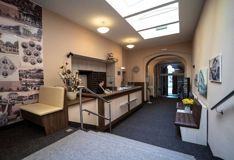 בית מלון כפרי Ld Palace Spa & Kur