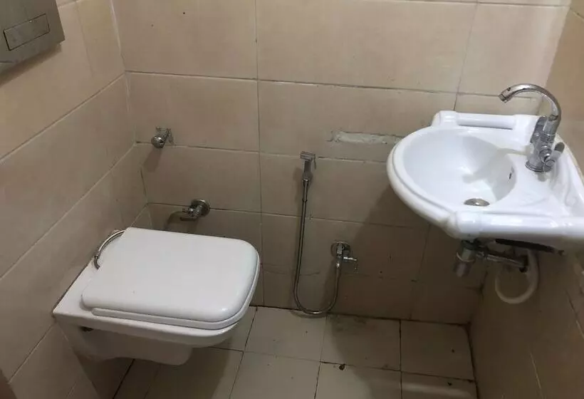 ホテル Mangalam Palace   Lucknow Airport