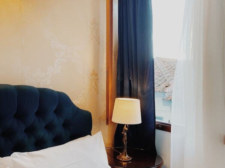 בית מלון כפרי Five Seasons Pension