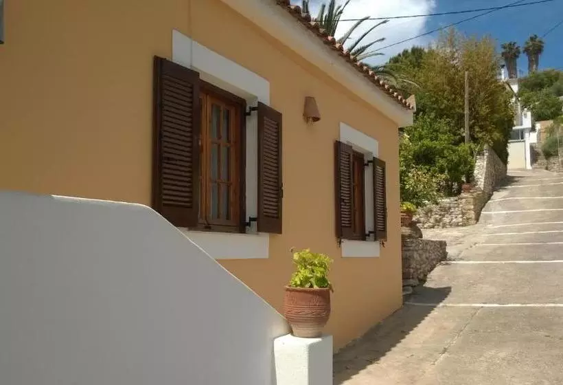 ホテル Sipsas Villas