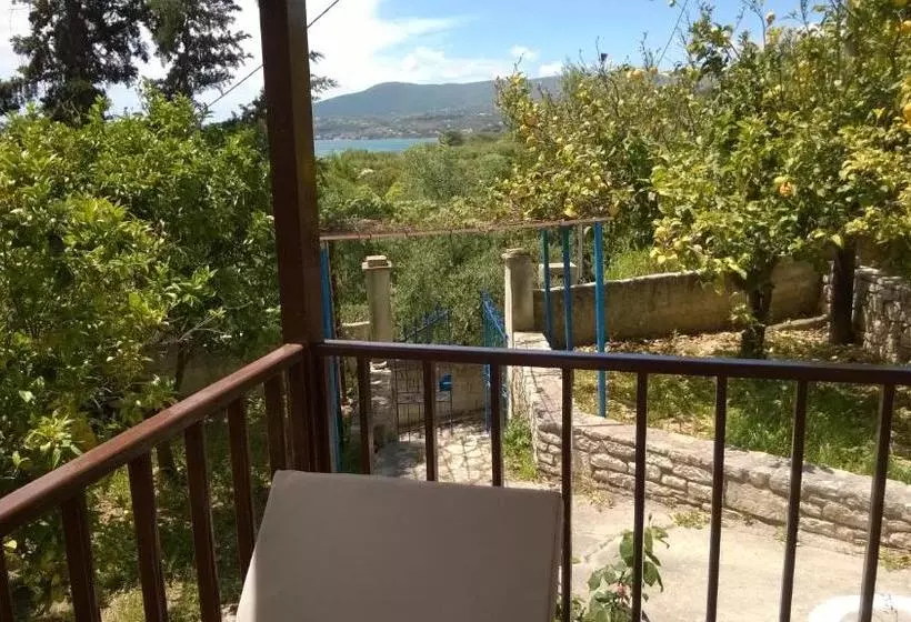 ホテル Sipsas Villas