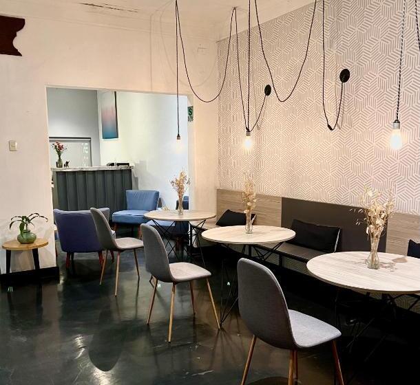 فندق The Lot Boutique