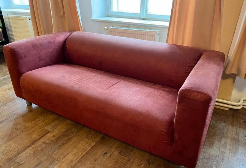 Hotelli Travel Hostel