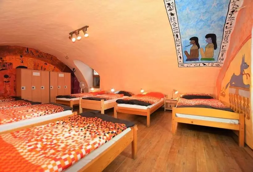 ホテル Travel Hostel
