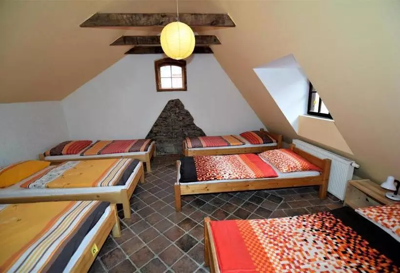 ホテル Travel Hostel