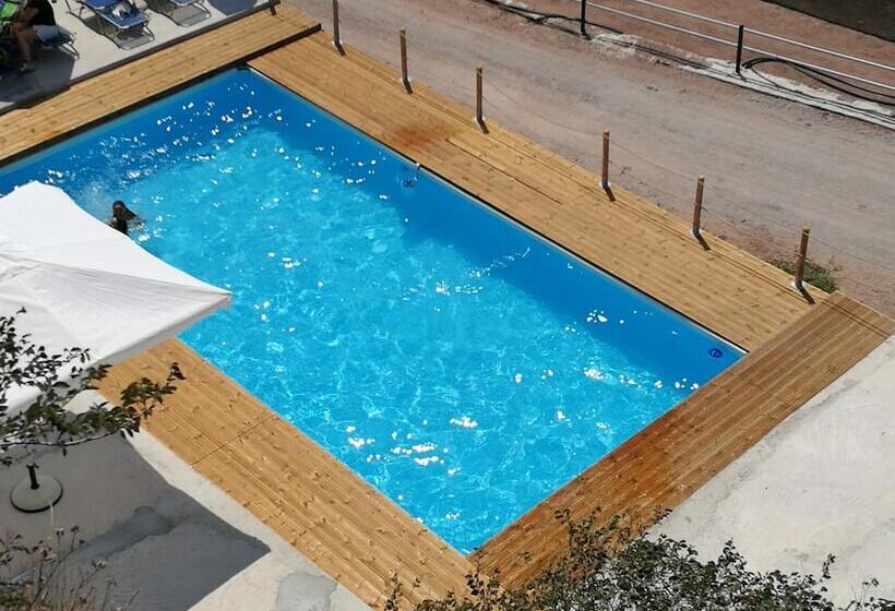 בית מלון כפרי Troyan Hill Apartments