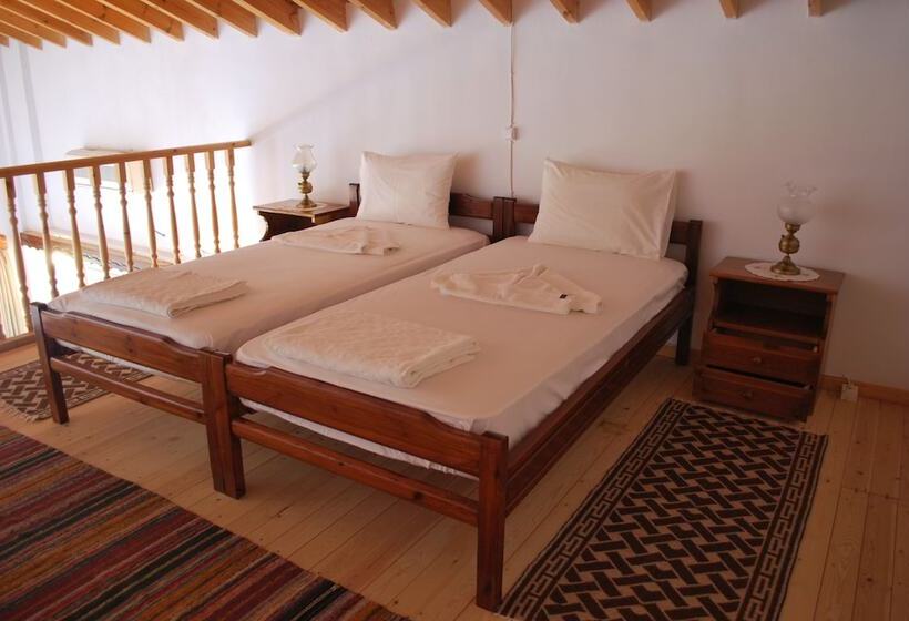 בית מלון כפרי Troyan Hill Apartments