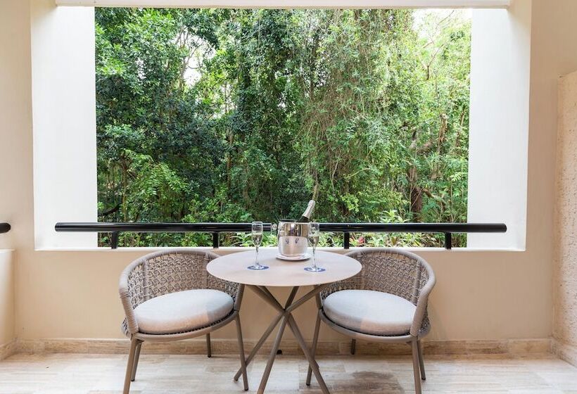 Family Selection at Grand Palladium Kantenah Resort & Spa - All Inclusive