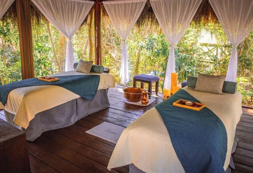 Family Selection at Grand Palladium Kantenah Resort & Spa - All Inclusive