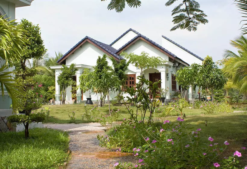 Gold Rooster Resort