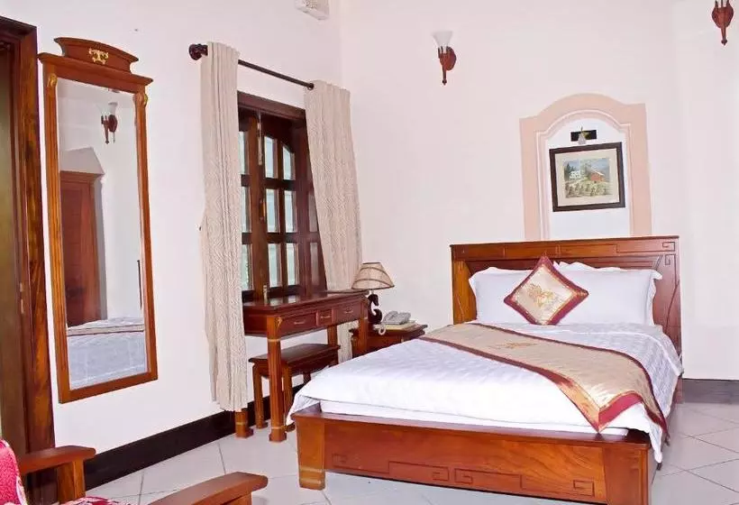 Gold Rooster Resort