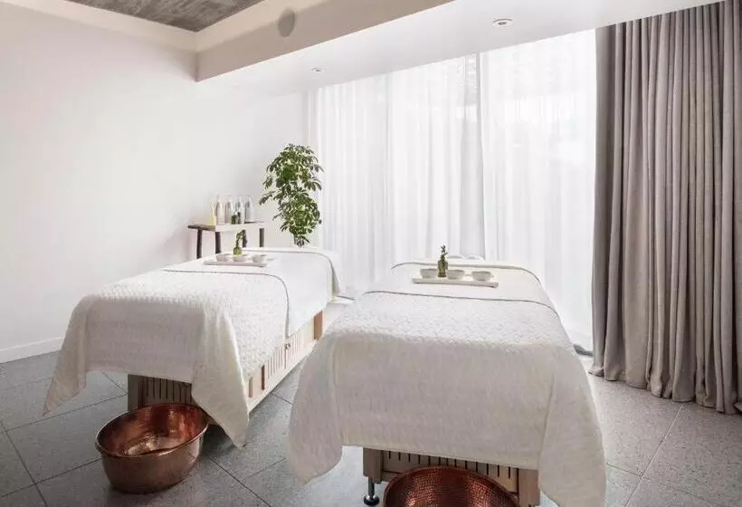 1 Hotel West Hollywood