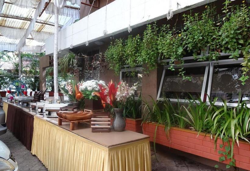 בית מלון כפרי Chandralok