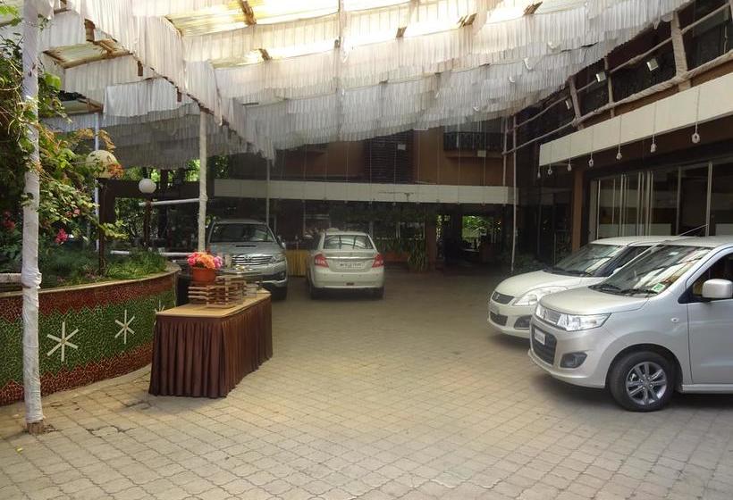 בית מלון כפרי Chandralok