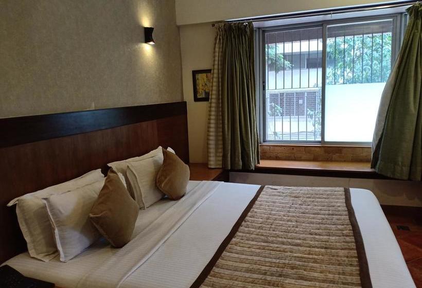 בית מלון כפרי Chandralok