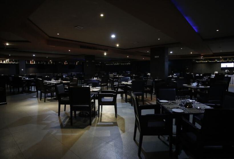 هتل Crystal Palace