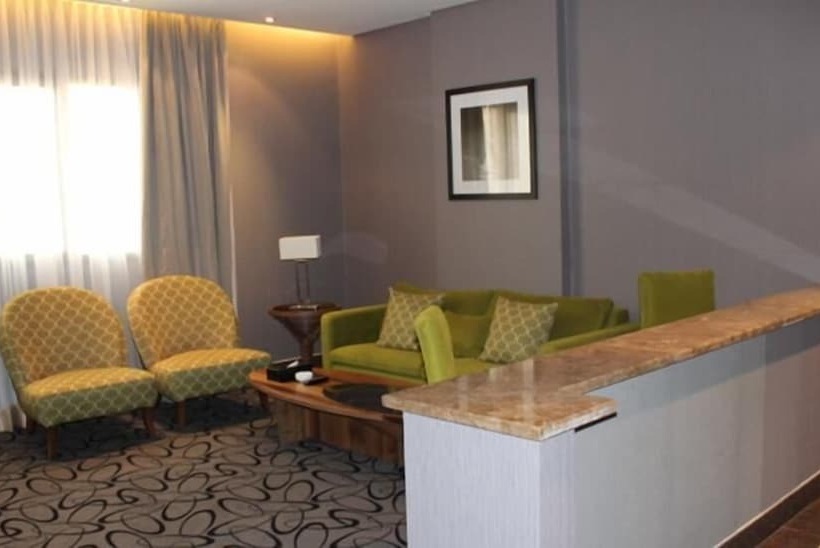 בית מלון כפרי Hayat Heraa