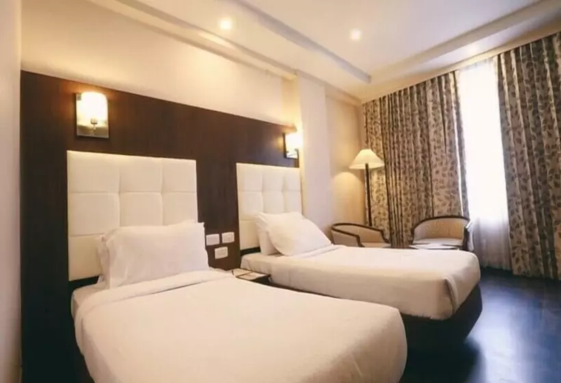 ホテル Heritage Inn