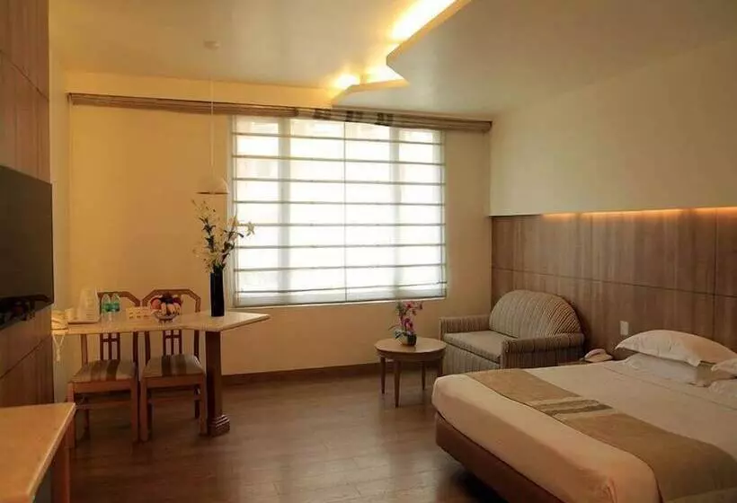 ホテル Heritage Inn
